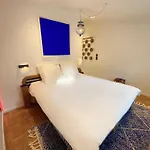 Calme Absolu Et Terrasse A Bastille Apartament *