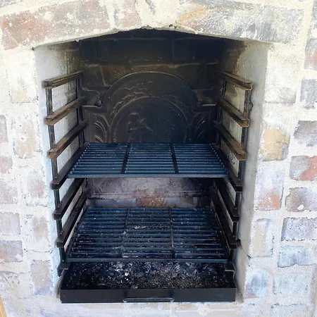 Calme Absolu Et Terrasse A Bastille * Paryż